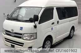toyota hiace-van 2013 CFJ1601902