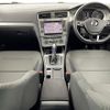 volkswagen golf-variant 2016 -VOLKSWAGEN--VW Golf Variant DBA-AUCJZ--WVWZZZAUZHP503547---VOLKSWAGEN--VW Golf Variant DBA-AUCJZ--WVWZZZAUZHP503547- image 16