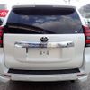 toyota land-cruiser-prado 2022 25012817 image 4