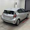 toyota aqua 2018 CFJ1829373 image 6
