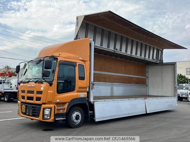 isuzu giga 2011 CFJ1465566 image 1
