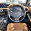 lexus is 2022 CFJ1502603 image 21