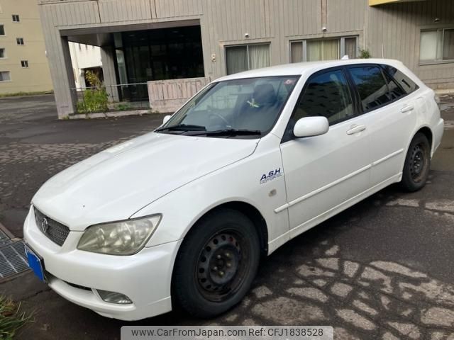 toyota altezza-gita 2002 CFJ1838528 image 1