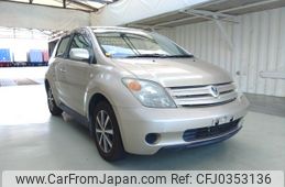 toyota ist 2002 ENHANCEAUTO_1_ea289836