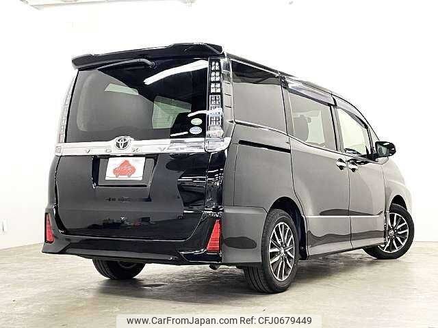 toyota voxy 2015 504928-927387 image 2