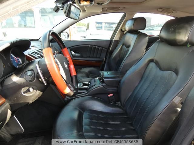 maserati quattroporte 2005 CFJ6953685 image 2