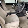 toyota land-cruiser-prado 2019 24632002 image 9