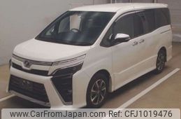 toyota voxy 2020 CFJ1019476