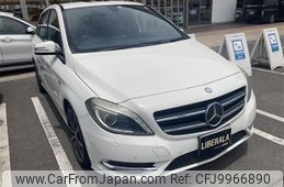 mercedes-benz b-class 2012 -MERCEDES-BENZ--Benz B Class DBA-246242--WDD2462422J028156---MERCEDES-BENZ--Benz B Class DBA-246242--WDD2462422J028156-