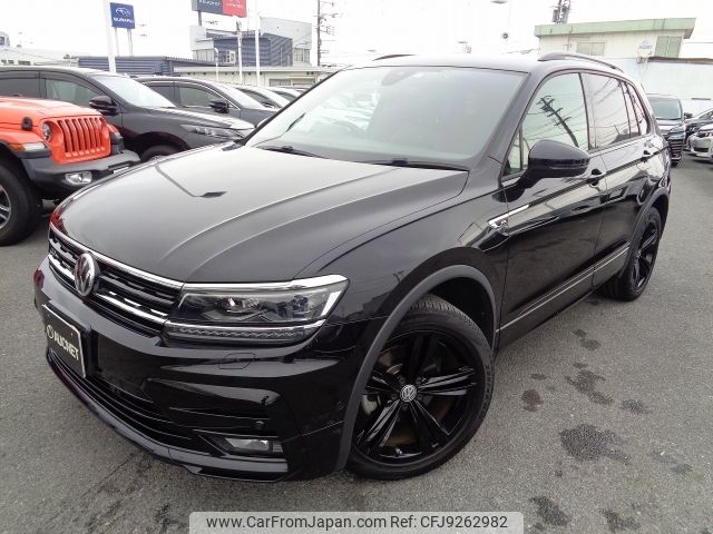 volkswagen tiguan 2018 -VOLKSWAGEN--VW Tiguan LDA-5NDFGF--WVGZZZ5NZKW803099---VOLKSWAGEN--VW Tiguan LDA-5NDFGF--WVGZZZ5NZKW803099- image 1