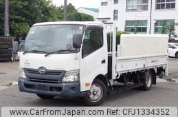 hino dutro 2012 25631408