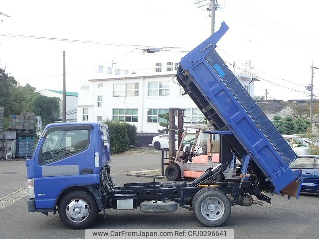 mitsubishi-fuso canter 2019 24942806 image 2