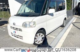daihatsu tanto 2011 CFJ1636208