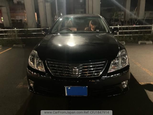 toyota crown 2011 CFJ1847914 image 1