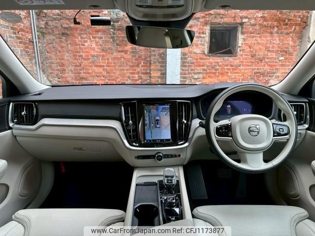 volvo v60 2023 quick_quick_5AA-ZB420TM_YV1ZWK8M6P2534458 image 2