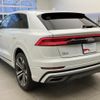 audi q8 2022 quick_quick_3AA-F1DCBA_WAUZZZF1XND017404 image 6