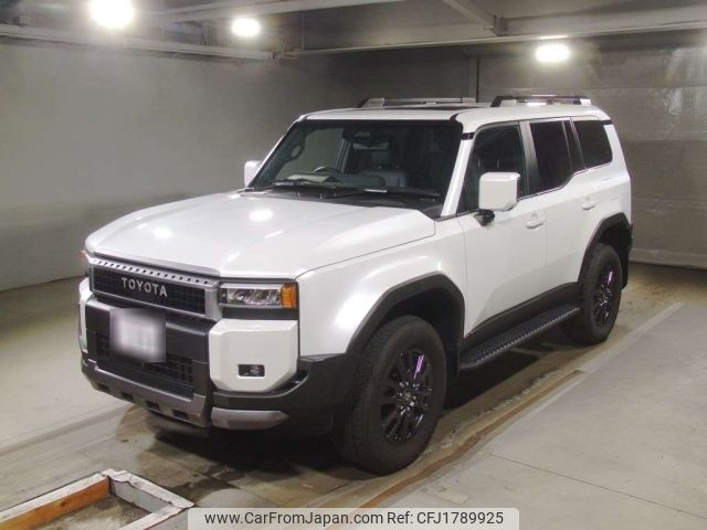 toyota land-cruiser-wagon 2024 CFJ1789925 image 1
