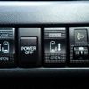 mazda premacy 2010 646828-N2025060273F-27 image 24