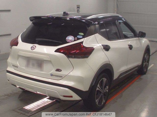 nissan kix 2021 CFJ1814647 image 2