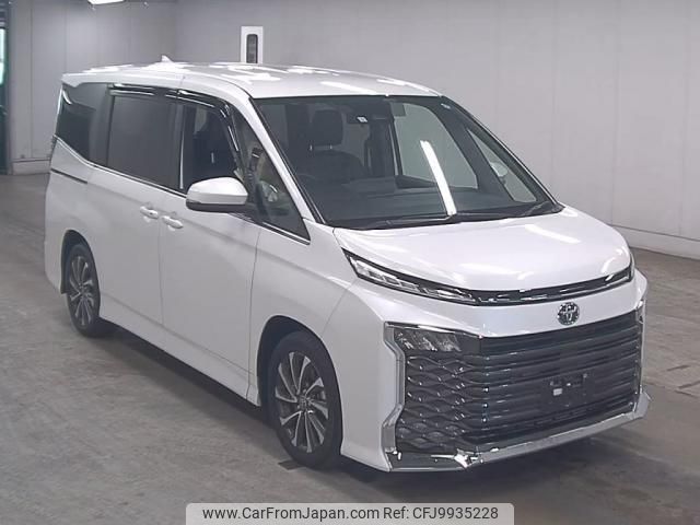 toyota voxy 2022 quick_quick_6BA-MZRA90W_MZRA90-0024731 image 1