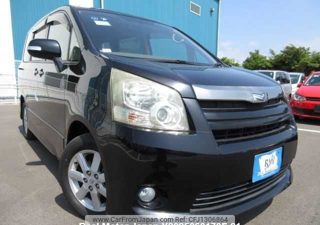 toyota noah 2008 646828-Y2025060170F-21 image 1