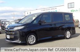 toyota noah 2022 GOO_JP_700080015330241227006