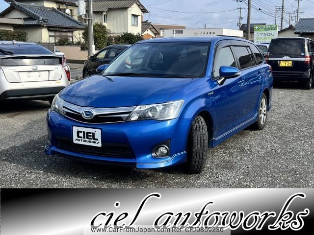 toyota corolla-fielder 2013 quick_quick_DAA-NKE165G_NKE165-7020072 image 1