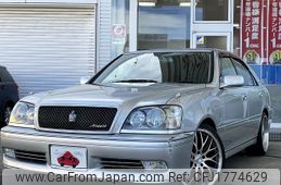 toyota crown 2002 CFJ1774629