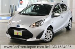 toyota aqua 2018 CFJ1634036