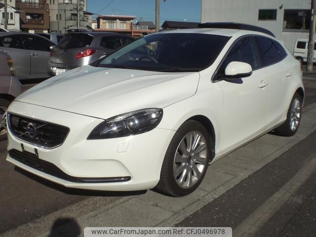 volvo v40 2013 quick_quick_DBA-MB4164T_YV1MV485BE2093576 image 1