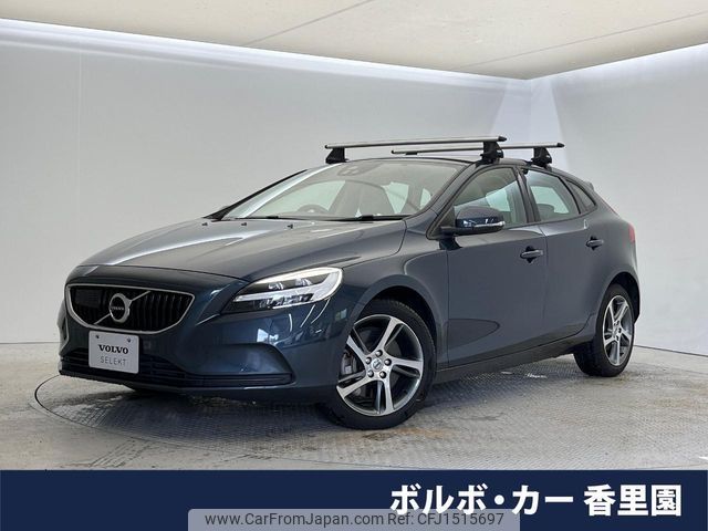 volvo v40 2018 CFJ1515697 image 1