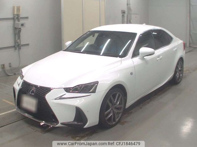 lexus is 2016 CFJ1846479 image 1