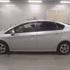 toyota prius 2015 CFJ1632755 image 9