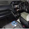 toyota noah 2017 quick_quick_DBA-ZRR80W_0380951 image 4
