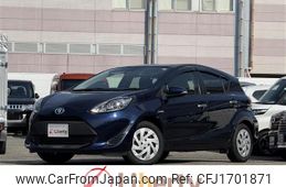 toyota aqua 2018 CFJ1701871