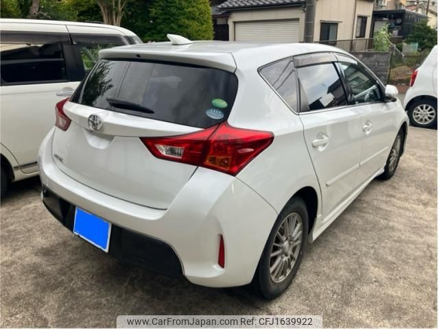 toyota auris 2014 CFJ1639922 image 2