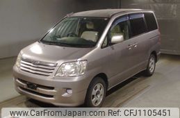 toyota noah 2002 -TOYOTA--Noah AZR60G-0090775---TOYOTA--Noah AZR60G-0090775-
