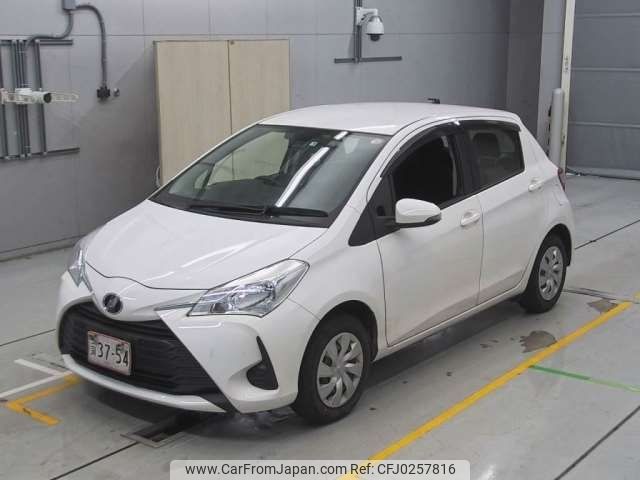 toyota vitz 2017 -TOYOTA--Vitz DBA-KSP130--KSP130-2209553---TOYOTA--Vitz DBA-KSP130--KSP130-2209553- image 1