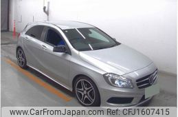 mercedes-benz a-class 2015 CFJ1607415