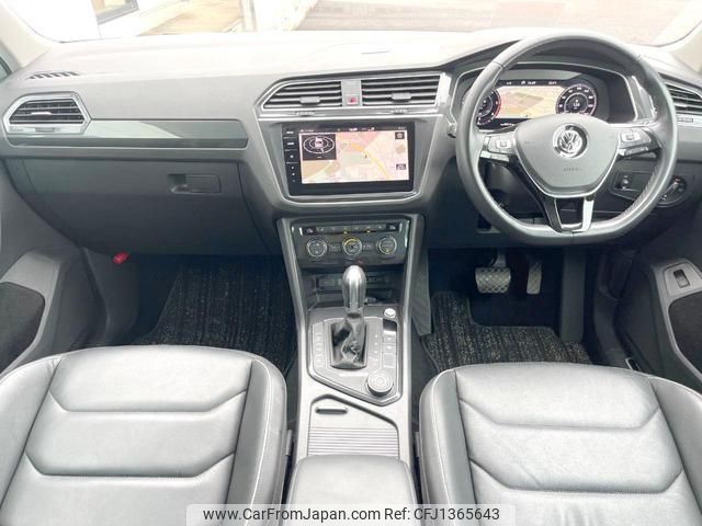 volkswagen tiguan 2018 quick_quick_5NDFGF_WVGZZZ5NZJW445624 image 2