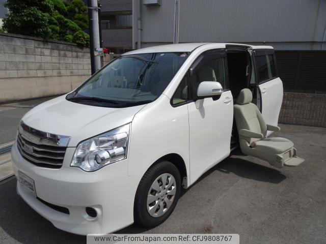 toyota noah 2013 quick_quick_DBA-ZRR70G_ZRR70-0559631 image 1