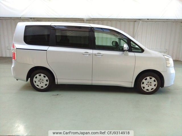 toyota noah 2009 CFJ9314918 image 2