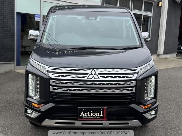 mitsubishi delica-d-5 2023 172 image 2