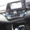 toyota c-hr 2018 504749-RAOID:13601 image 17