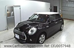 mini mini-others 2018 quick_quick_DBA-XS15_WMWXS520002H52563