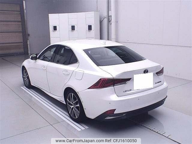 lexus is 2017 CFJ1610050 image 2