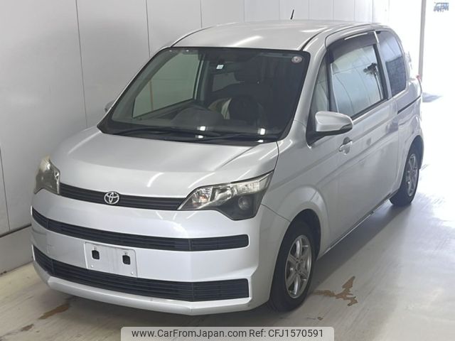 toyota spade 2014 CFJ1570591 image 1