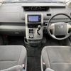 toyota voxy 2010 -TOYOTA--Voxy DBA-ZRR70G--ZRR70-0317622---TOYOTA--Voxy DBA-ZRR70G--ZRR70-0317622- image 18