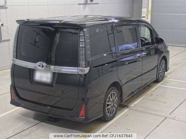 toyota voxy 2017 CFJ1637843 image 2