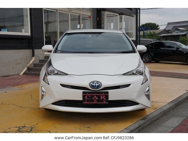 toyota prius 2017 quick_quick_ZVW50_ZVW50-6086371 image 2